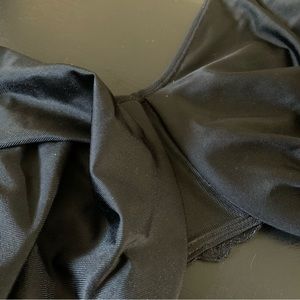 WACOAL BLACK BRA 40DDD LIKE NEW